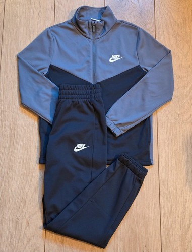 Boys girls nike tracksuit - boys,