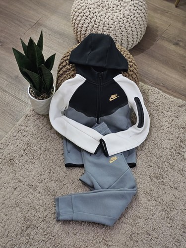 Kids nike tech fleece - tech,